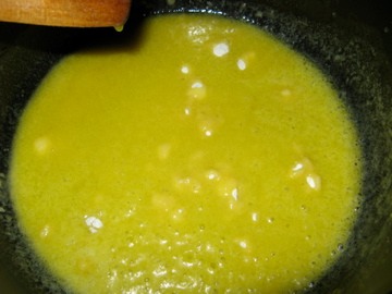 bechamel sauce making